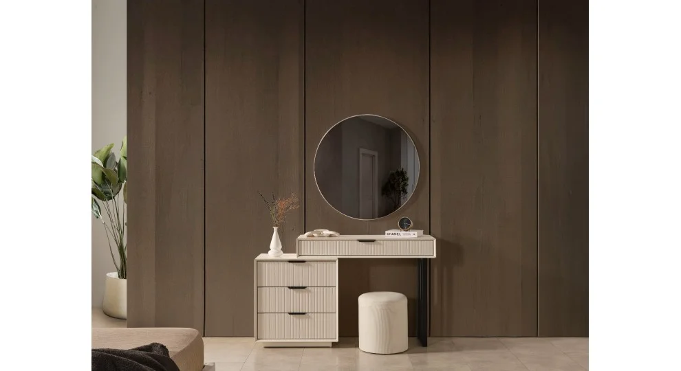 Lotus Yatak Odası (Ön yüzler mdf iç iskelet suntalem malzemeden üretilmiştir)